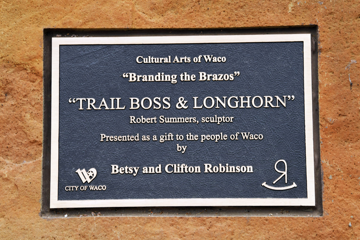 278 Larger than life bronze statues in Waco, TX celebrate the cattle drives on the Chisholm Trail.JPG